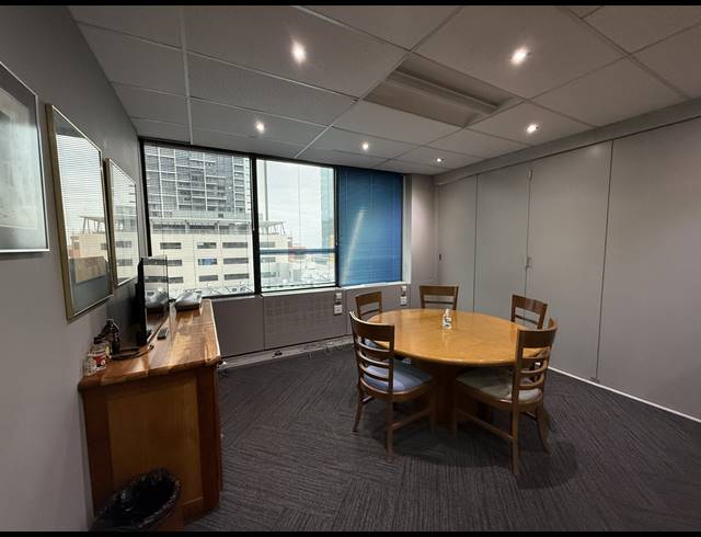 717M² OFFICE TO LET IN CAPE TOWN CITY CENTRE